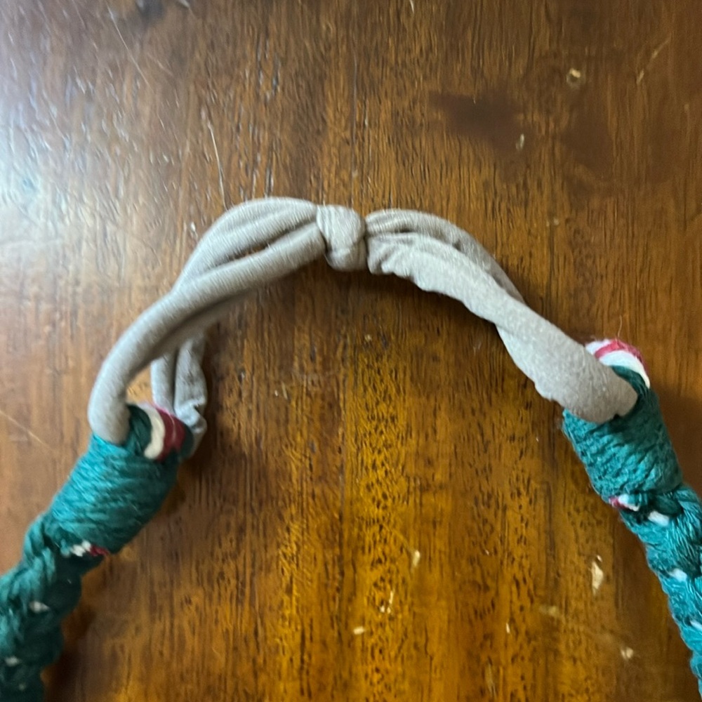 Crochet flower pattern elastic head wrap/ headband Teal and Cream - Picture 13 of 15